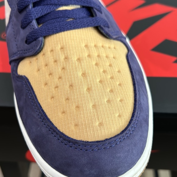 Air Jordan 1 High Element GORE-TEX 'Sky J Purple' - size US 15 - Picture 4 of 8